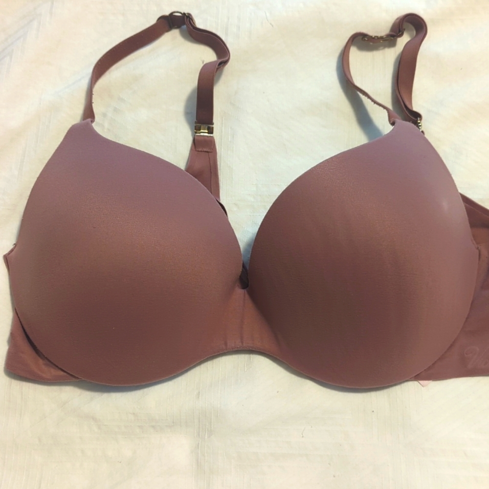 Victoria's Secret Incredible Bra